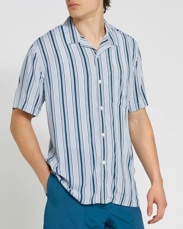 Short-Sleeved Viscose Resort Shirt