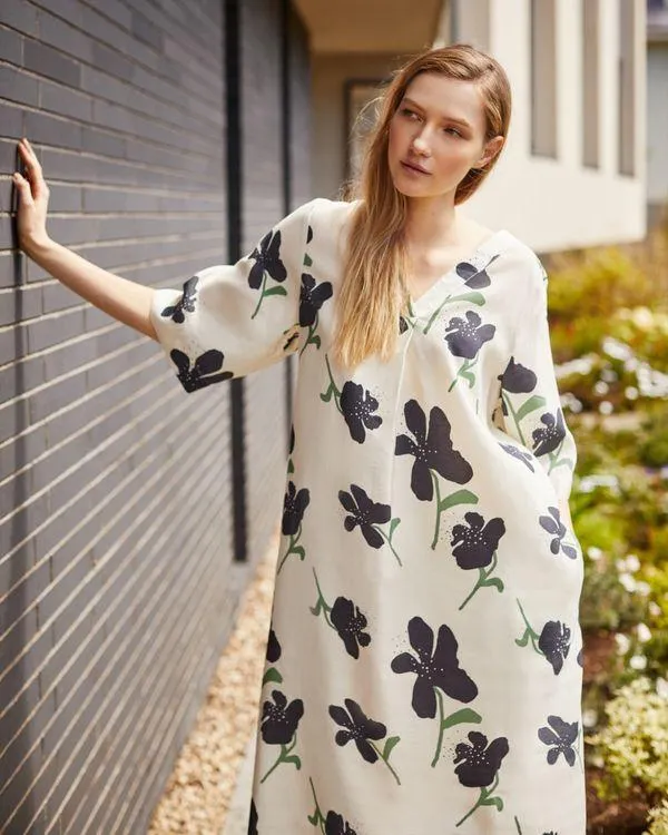 Carolyn Donnelly The Edit Floral Printed V-Neck Dress