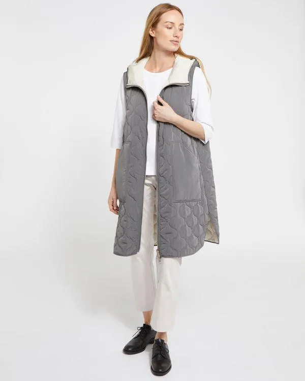 Carolyn Donnelly The Edit Reversible Gilet