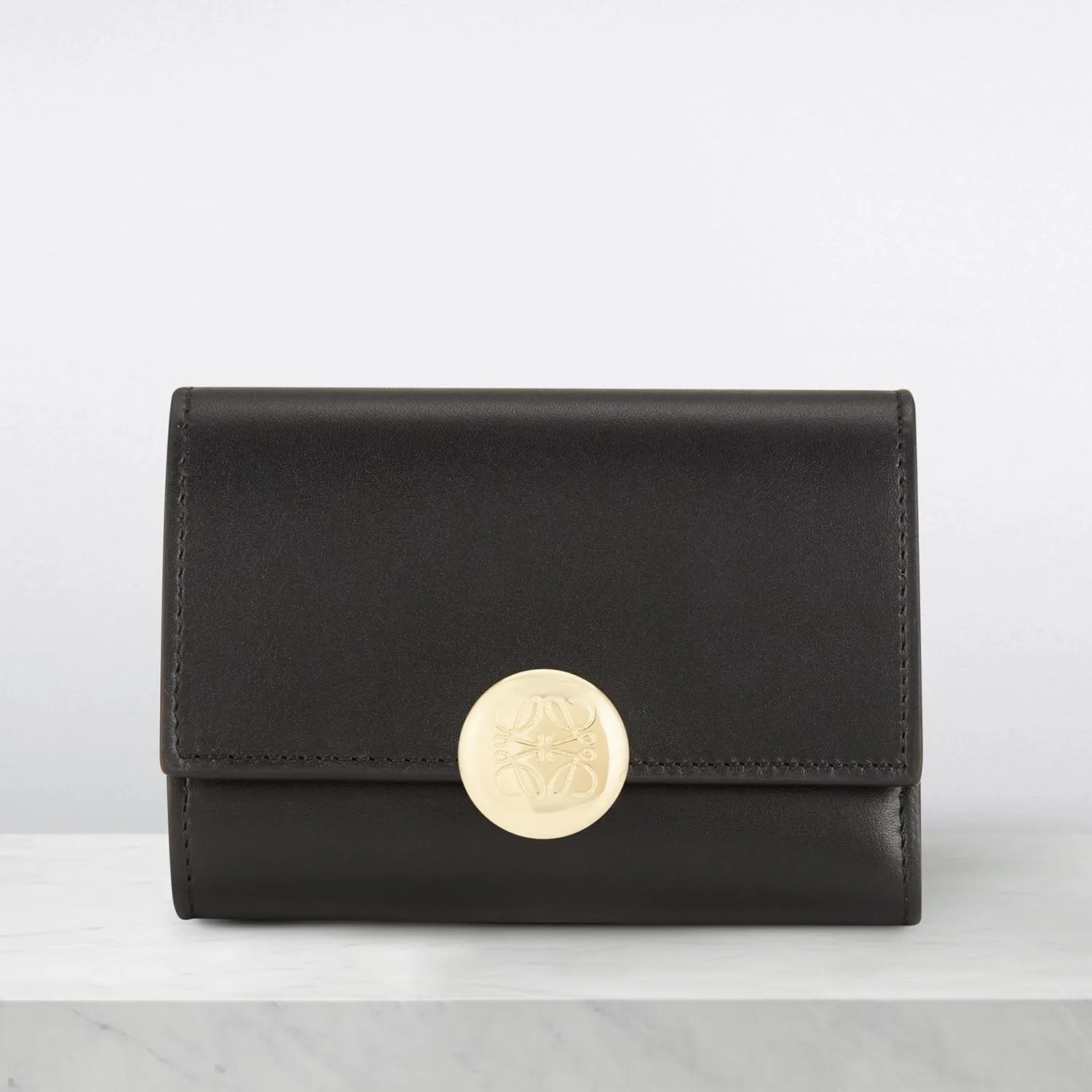 Pebble Small Vertical Wallet