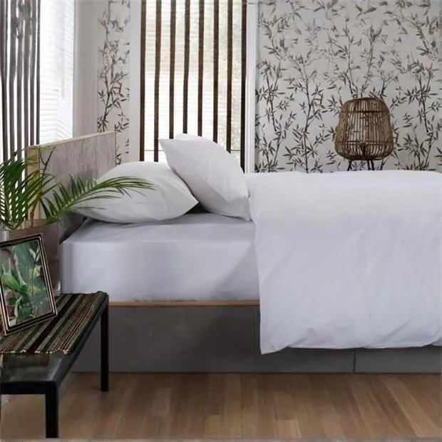 Flat and Fitted Sheets