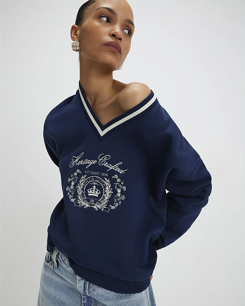 Navy Long Sleeve Heritage Crest Sweatshirt