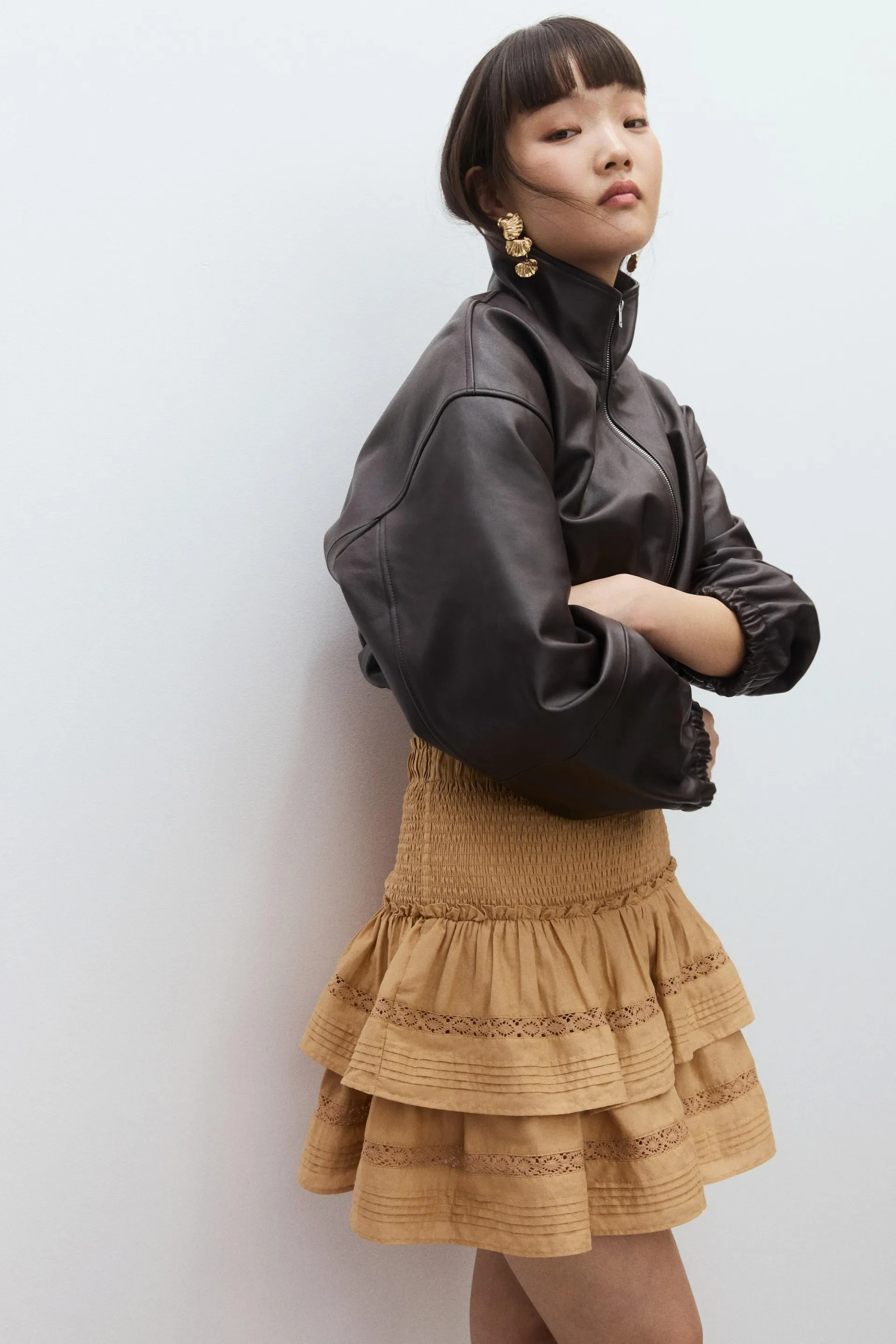 Lace-inset tiered skirt