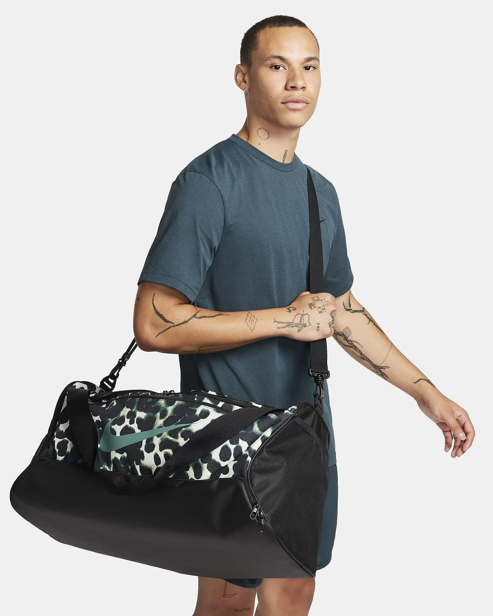Training Duffel Bag (Medium, 60L)