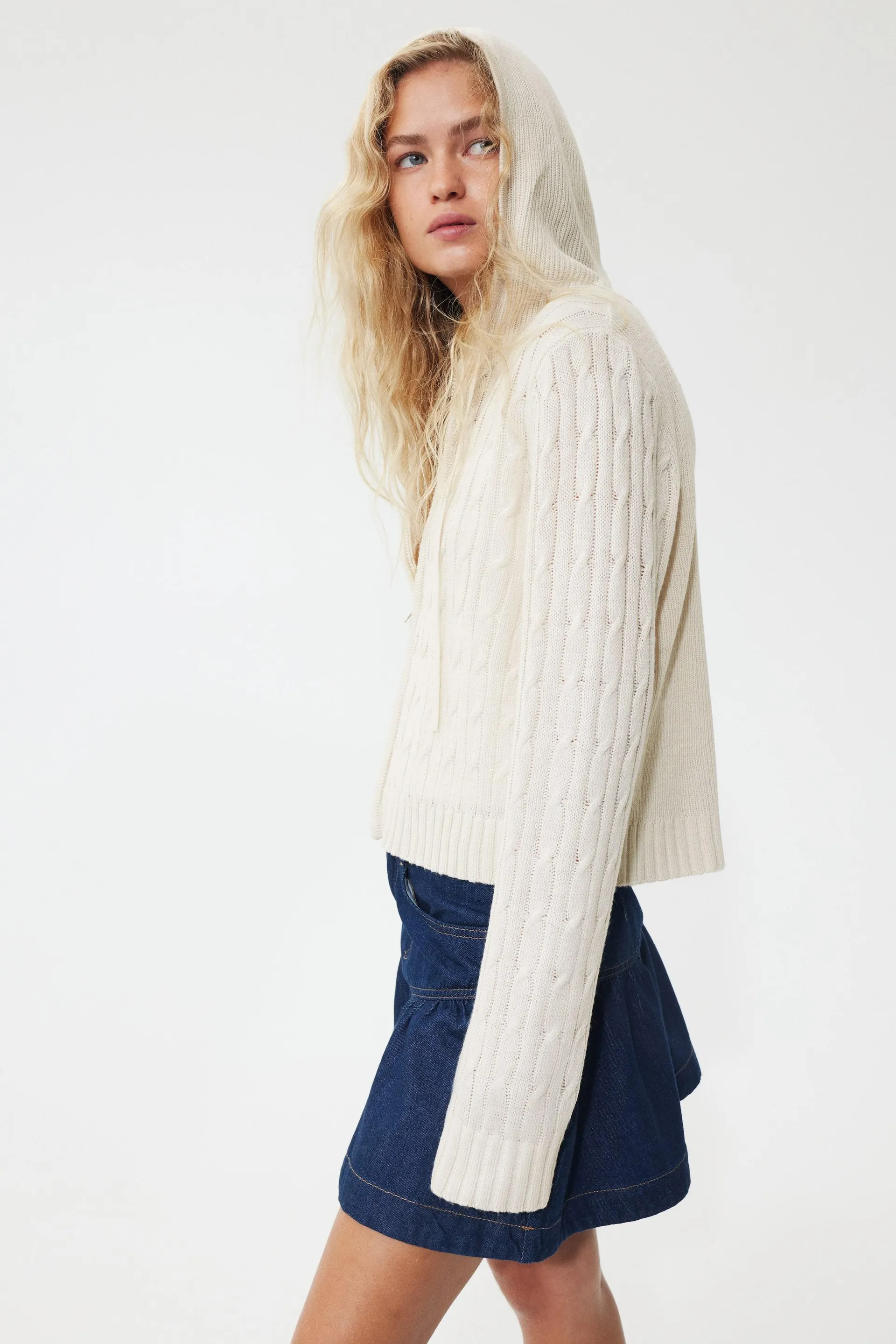 Zip-through hooded cardigan