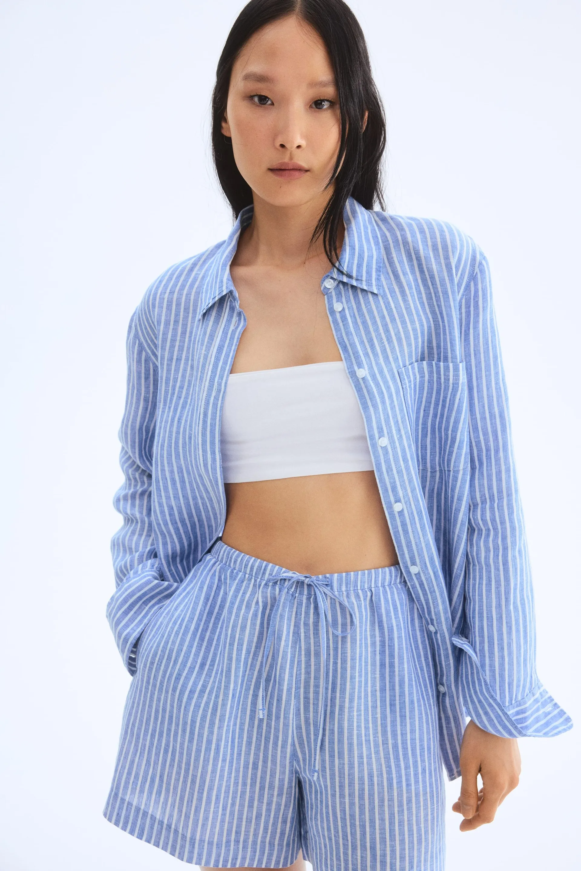 Linen drawstring shorts