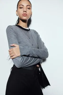 Fine-knit cardigan