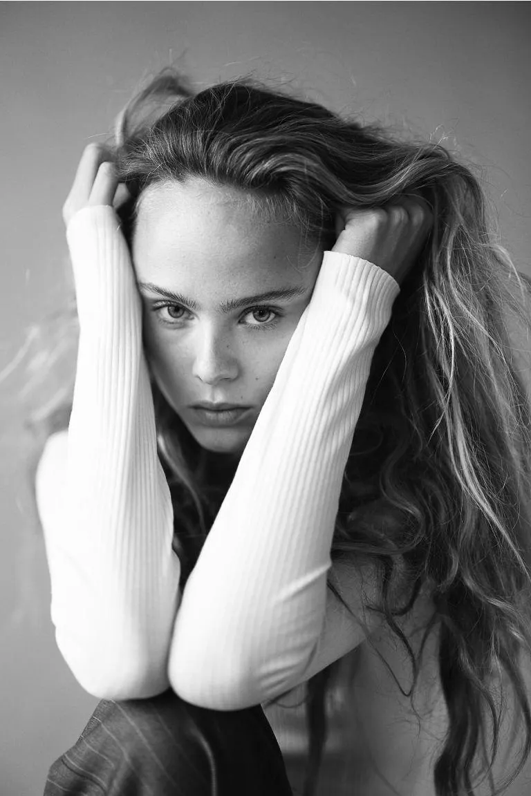 Ribbed Square-neck Top