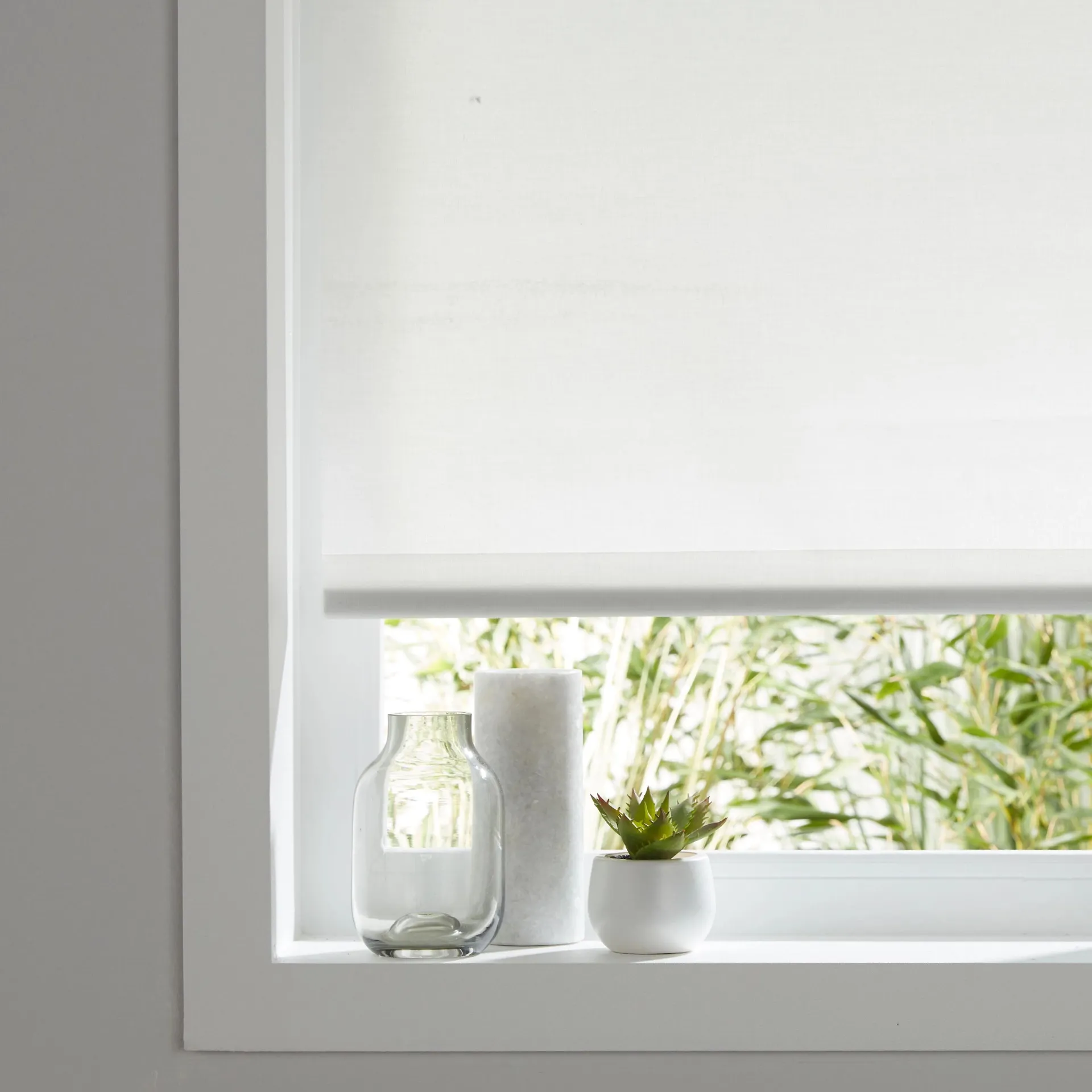 Halo Corded White Plain Daylight Roller blind (W)120cm (L)180cm