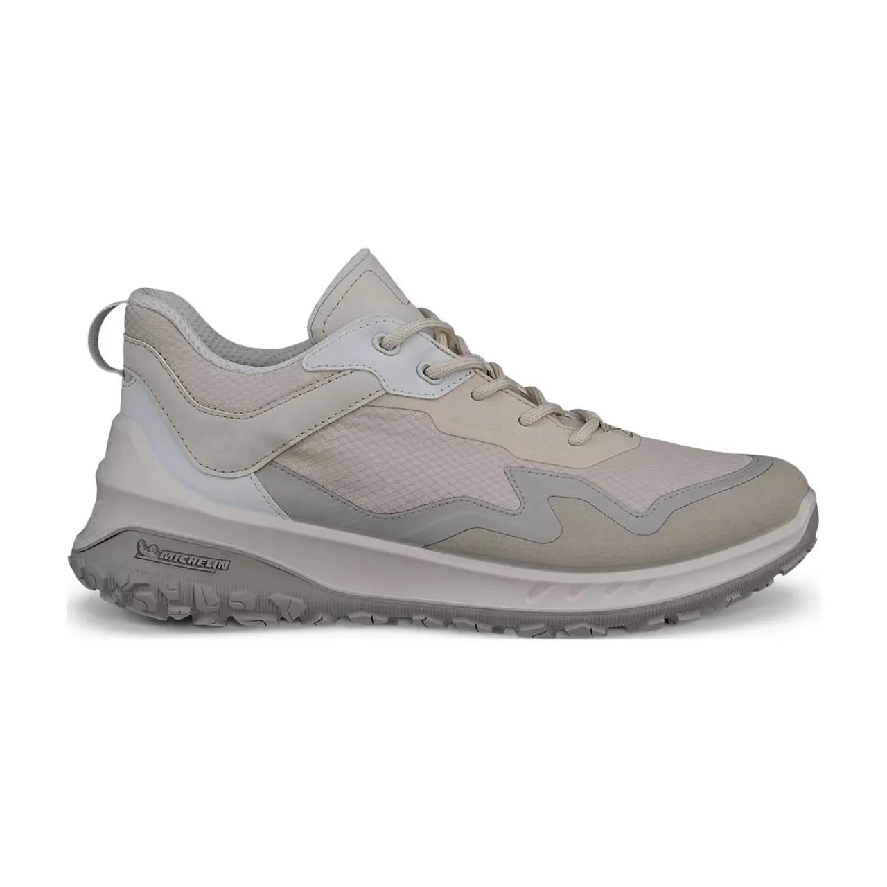 New in ECCO Ult Trn Hiking Shoes €160.00