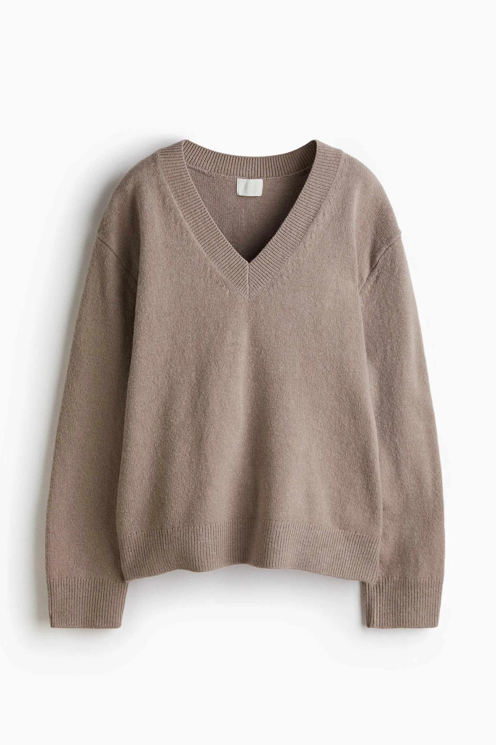 Oversized V-neck jumper