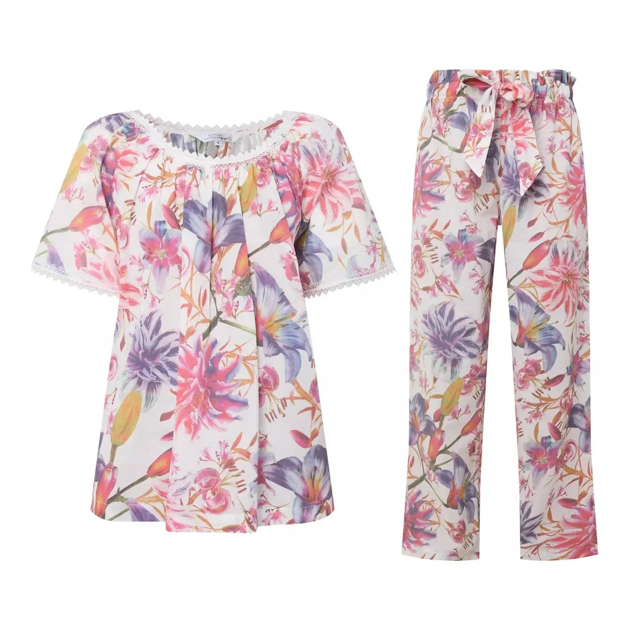 New in COTTON REAL Lily Floral Pyjama Set €68.00