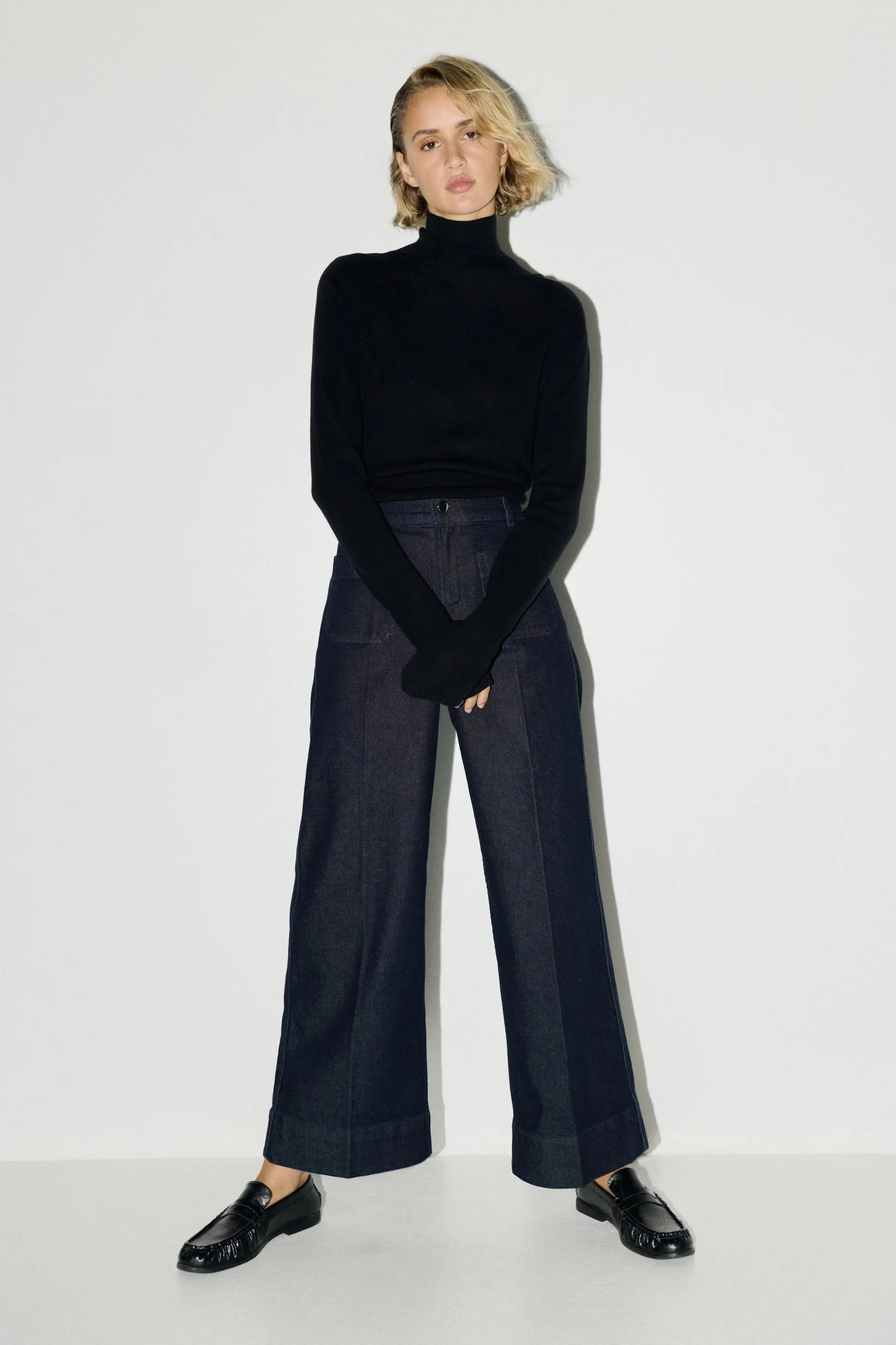 Wide High Ankle Jeans