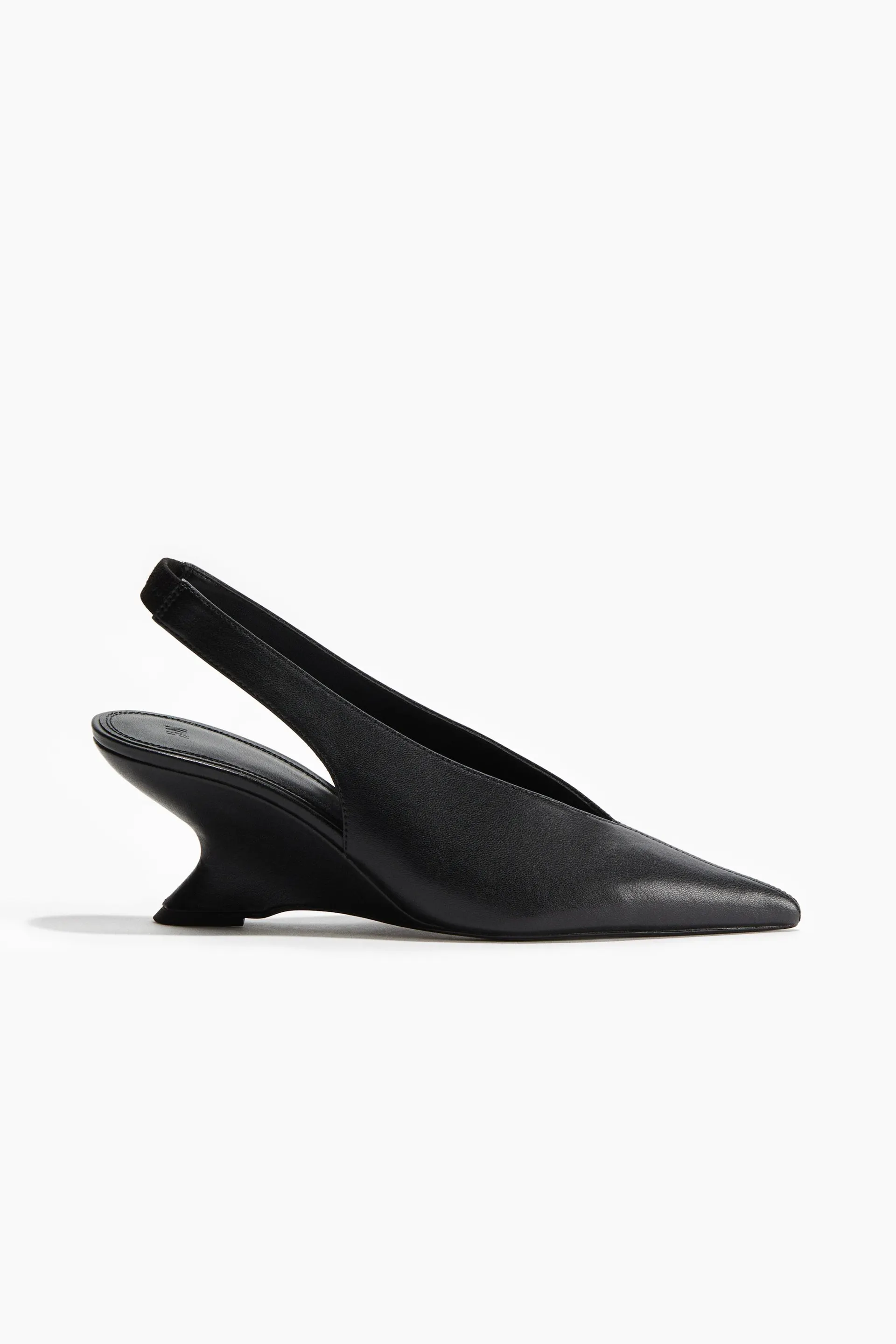 Wedge-heeled slingbacks