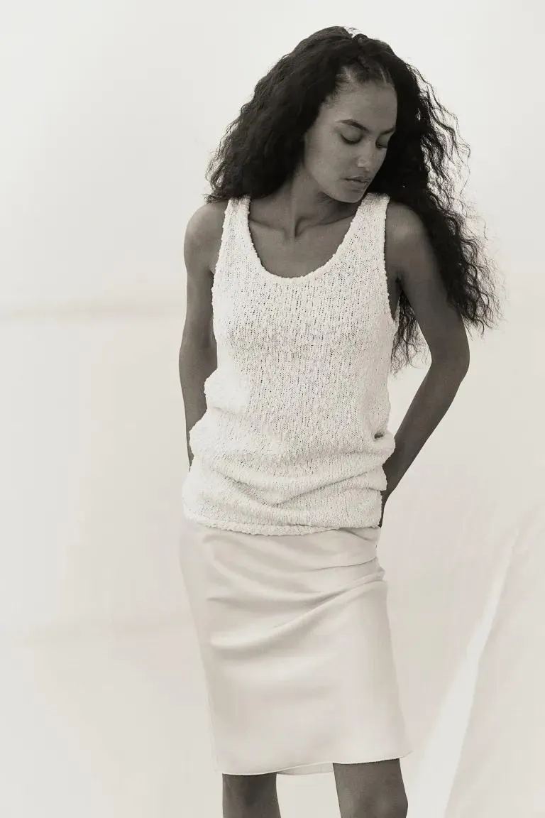 Knee-length skirt