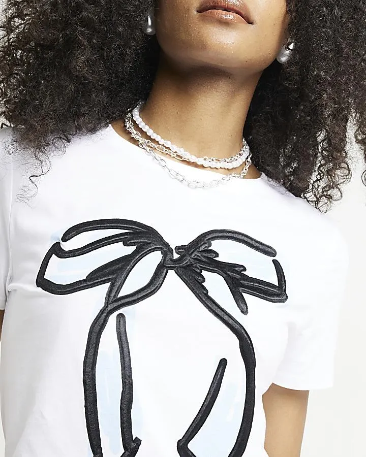 White bow t-shirt