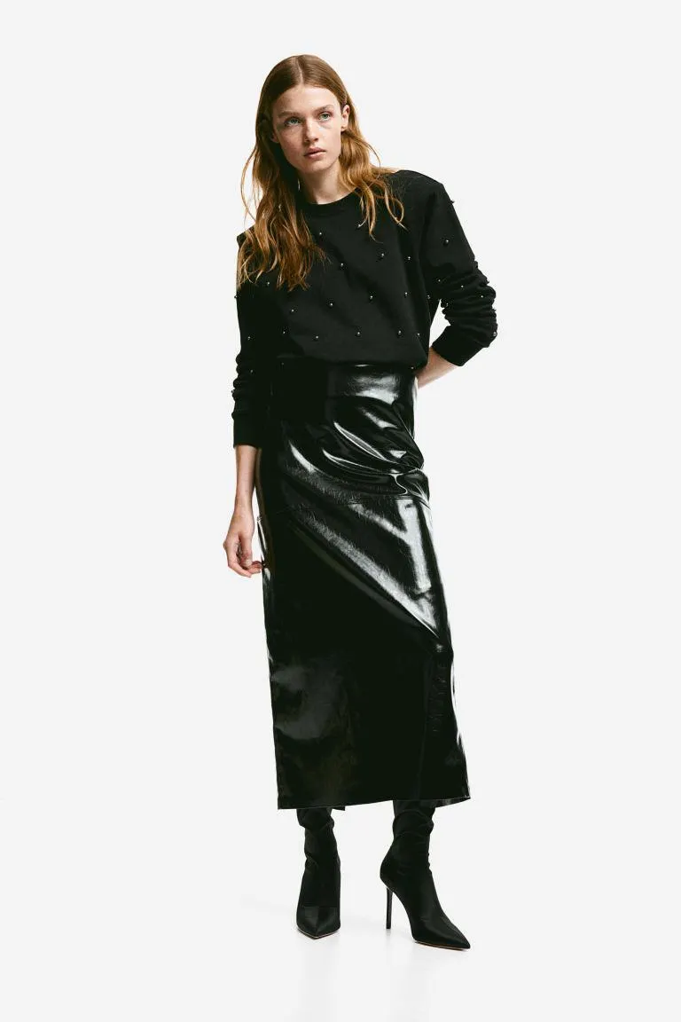 Bead-decorated sweatshirt