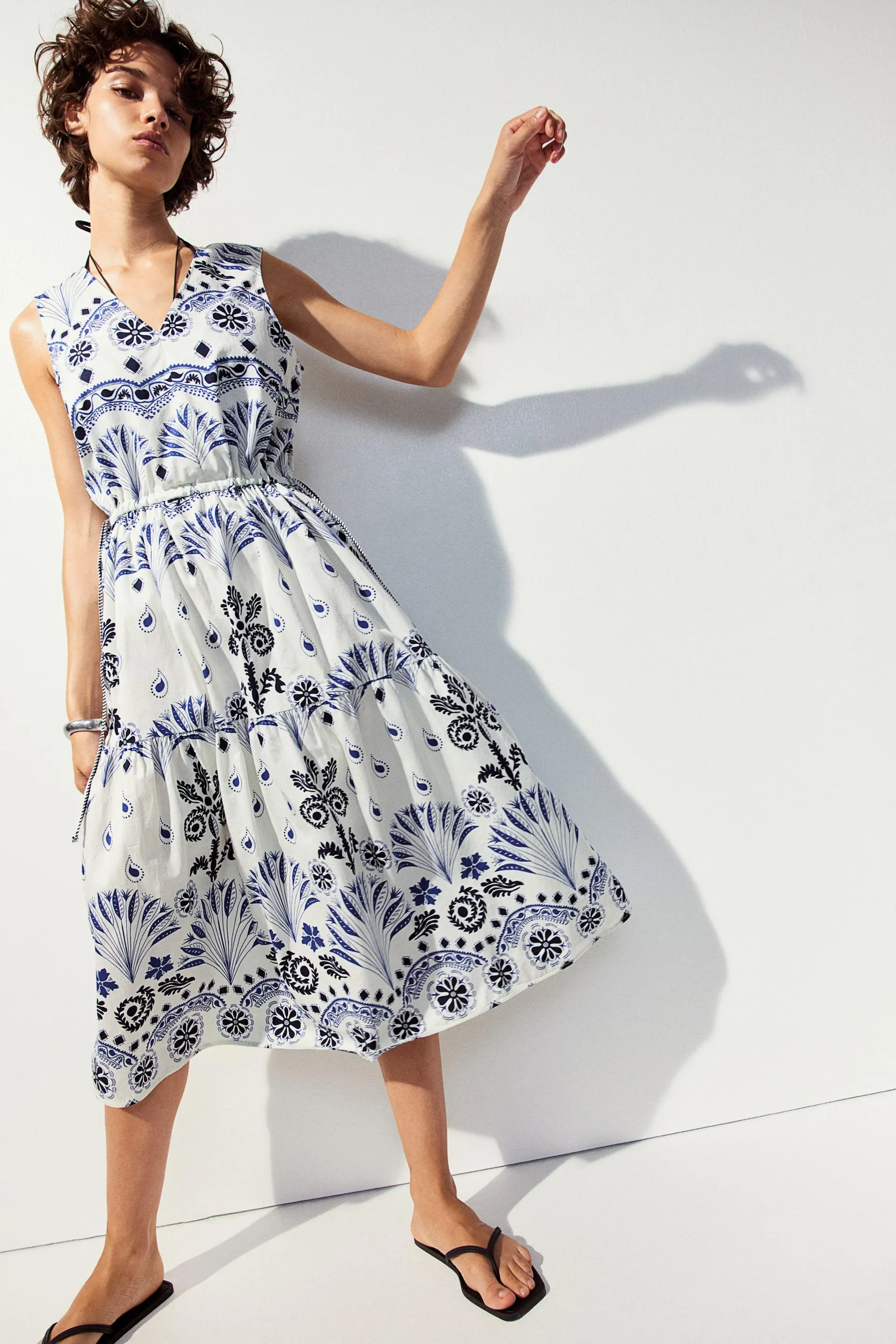 Drawstring-detail cotton dress