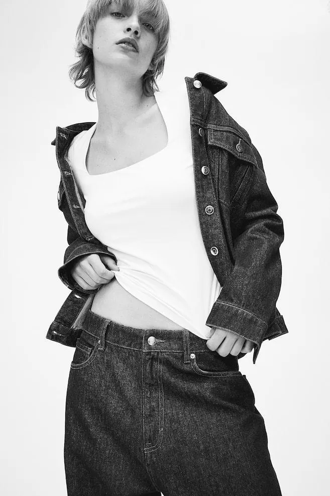 Long-sleeved jersey top