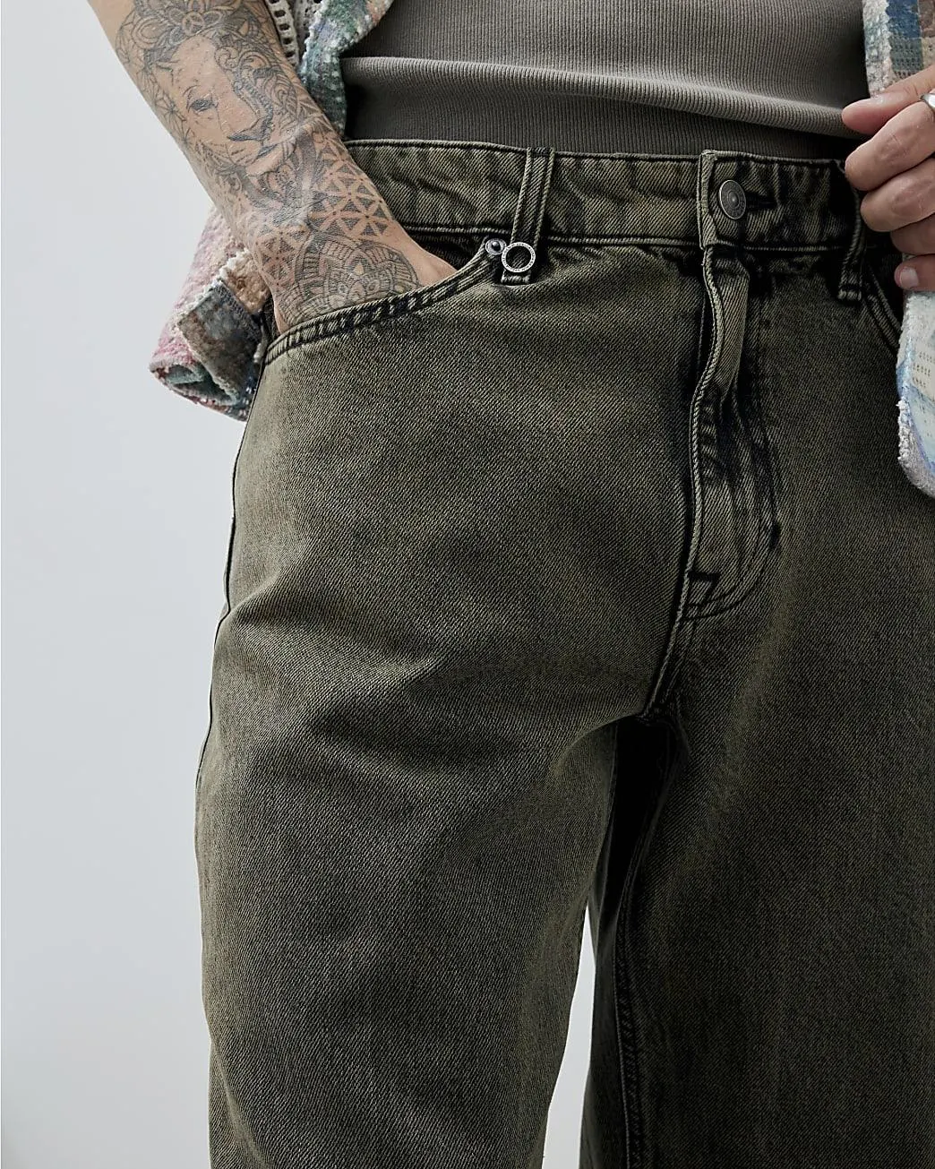 Brown Loose Fit Jeans