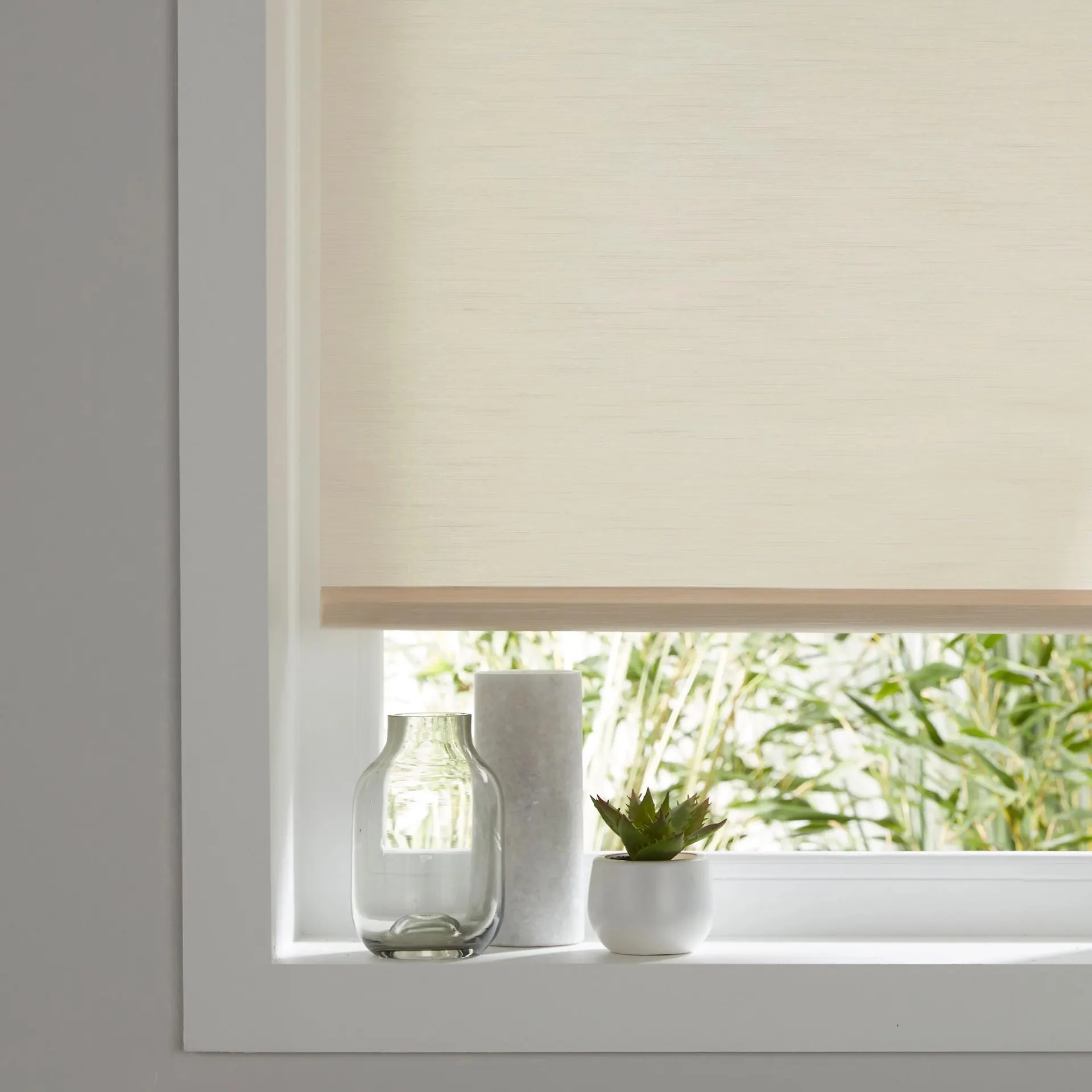 Corded Ivory Plain Daylight Roller blind (W)120cm (L)160cm