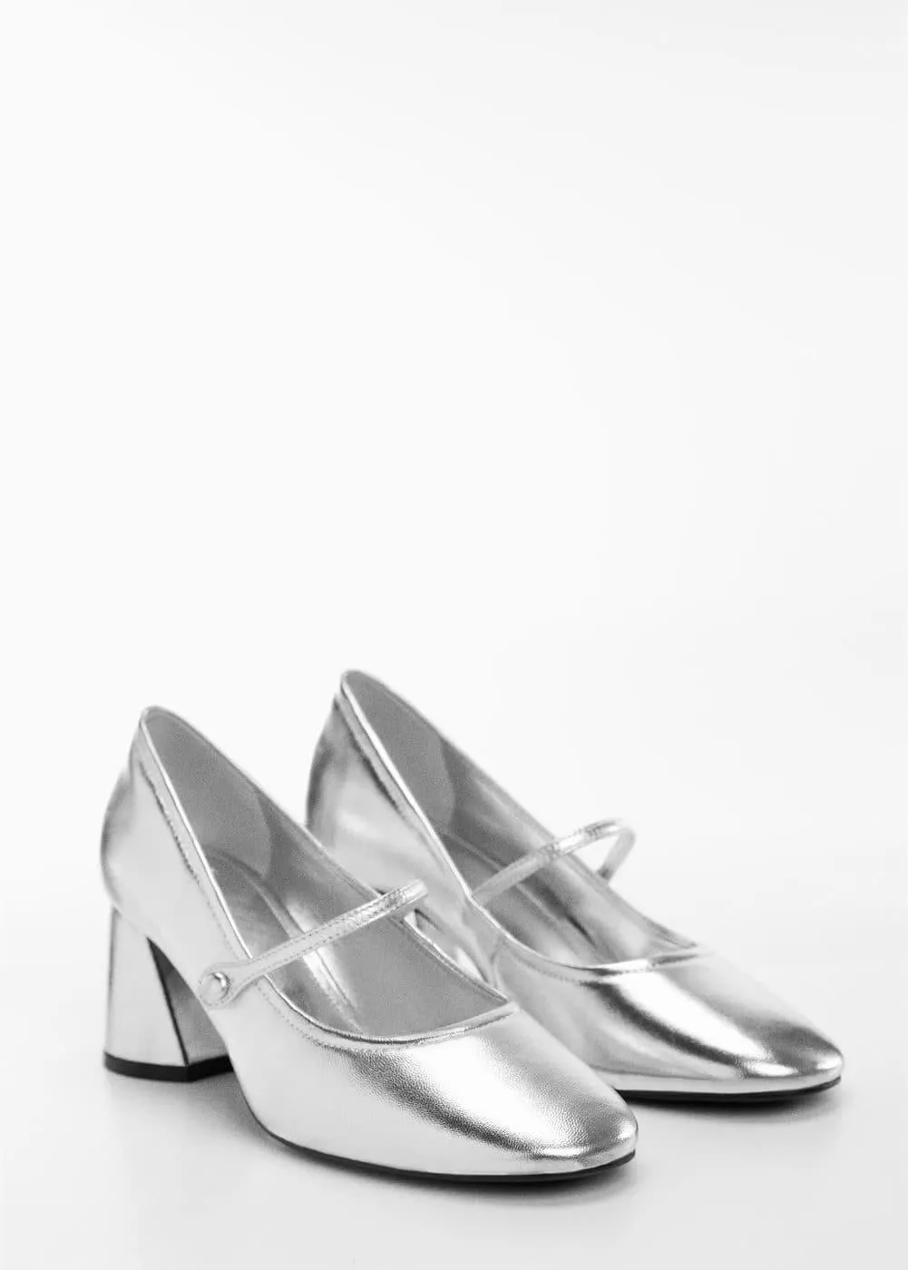 Spedizione gratuita a partire da € 30 - Resi a 30 giorni