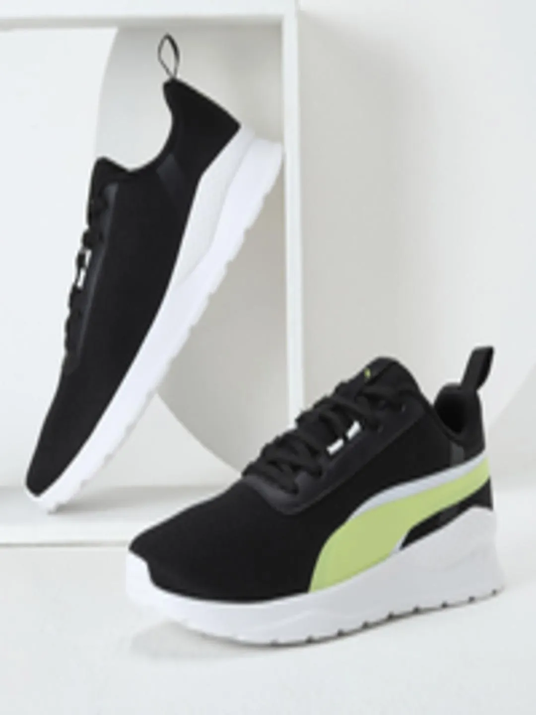 Kids Flexrate Youth Sneakers