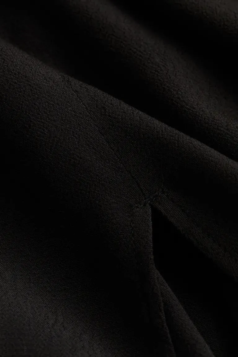 Crêpe skirt