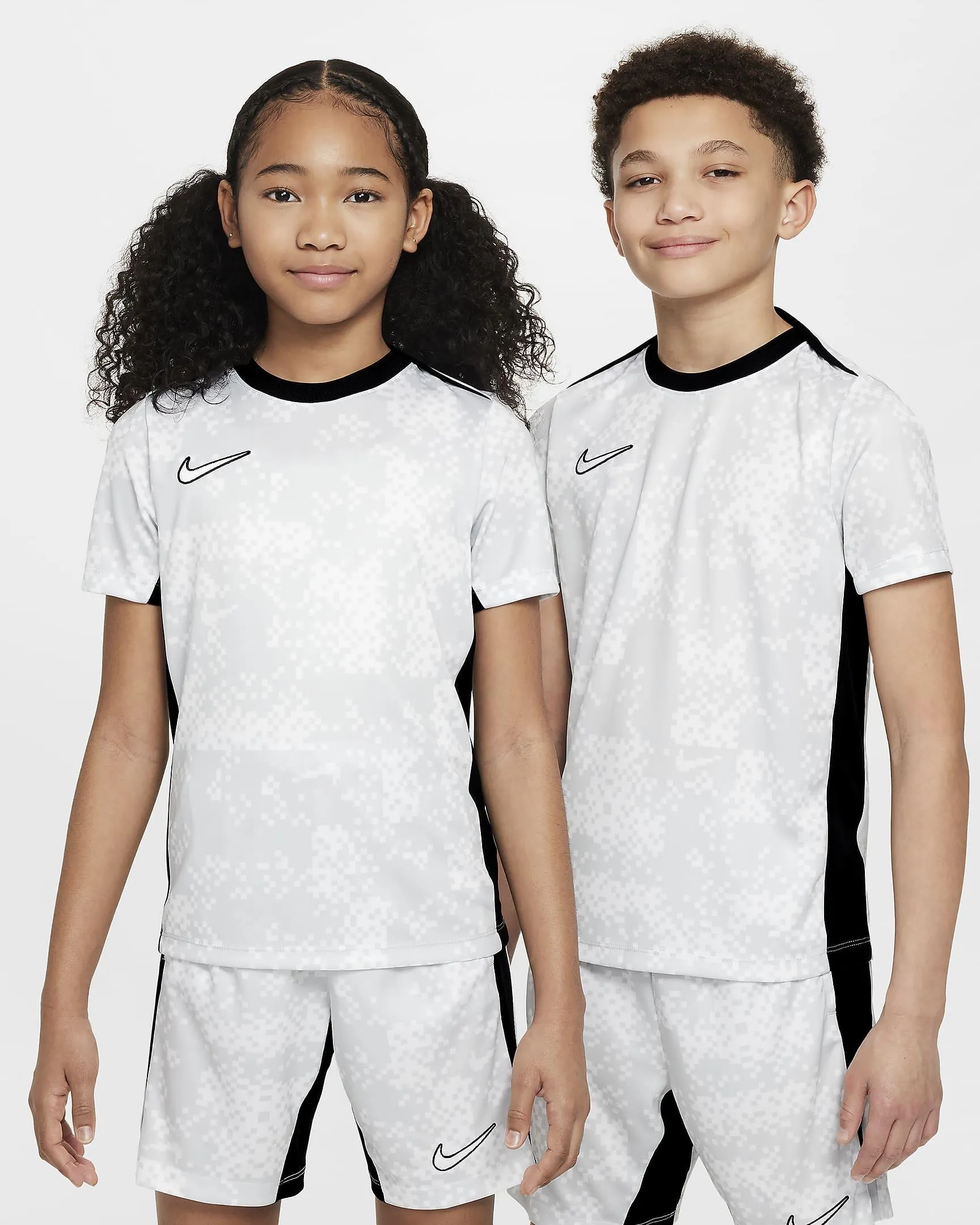 Older Kids' Dri-FIT Short-Sleeve Football Top