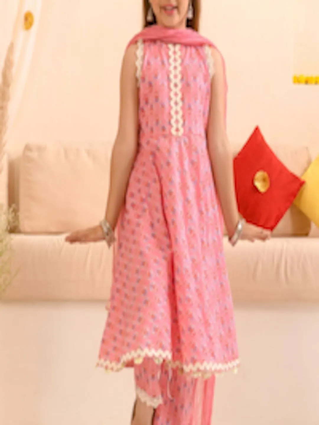 Girls Floral Printed Pure Cotton Kurta with Trousers & With Dupatta