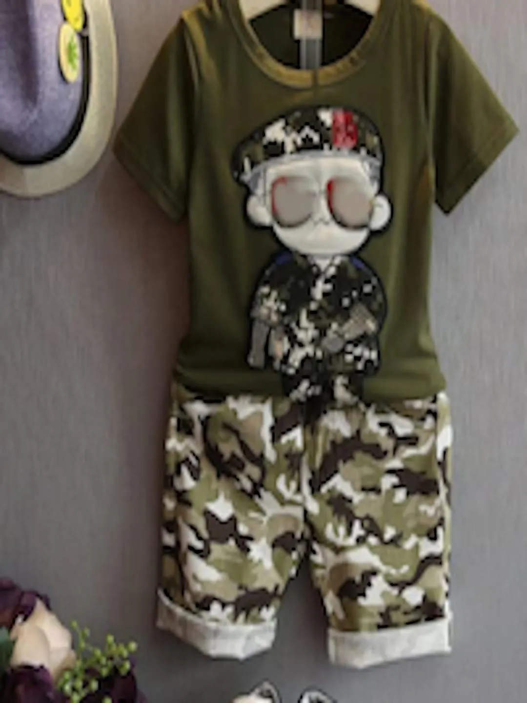 Boys Printed T-shirt with Shorts