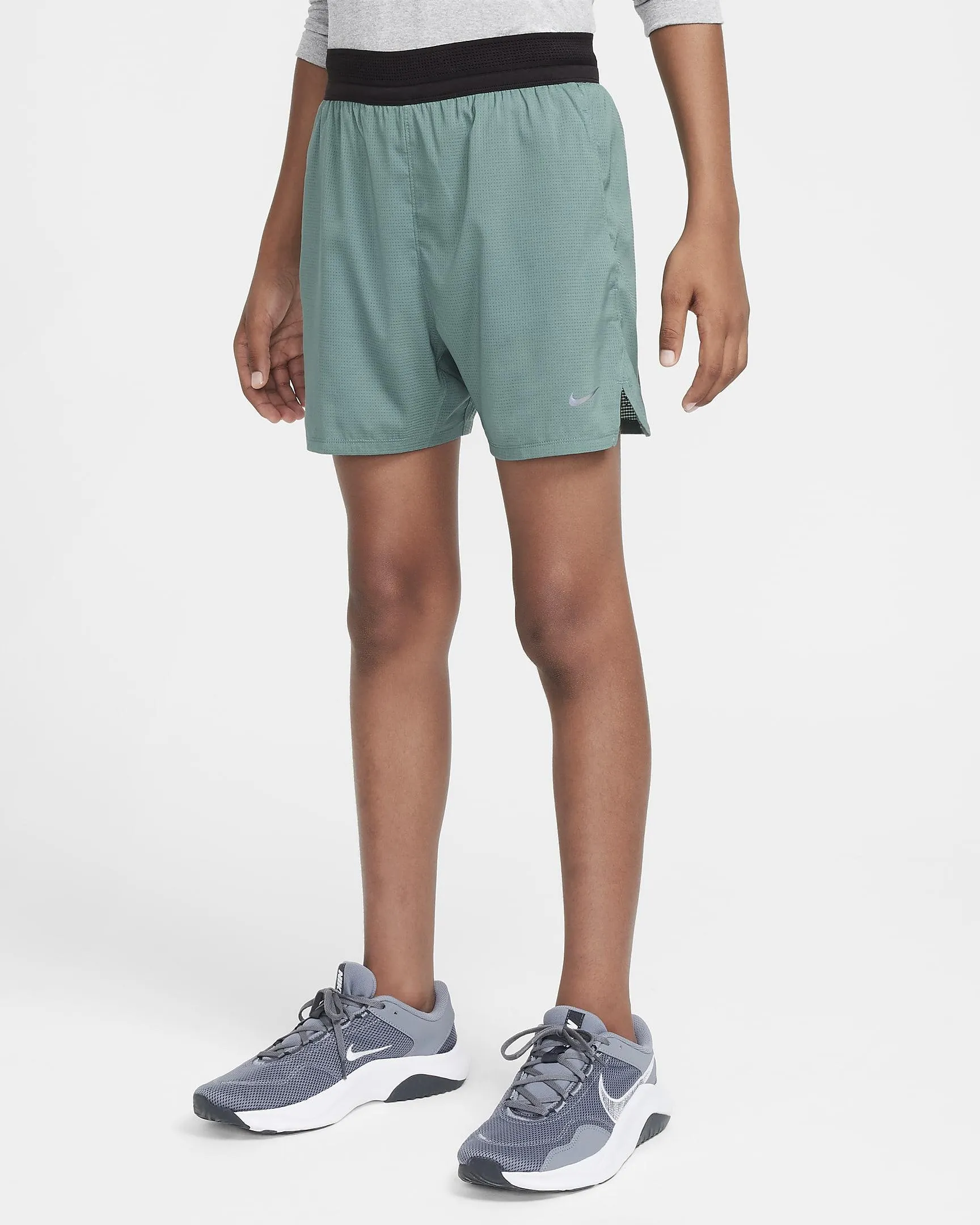 Older Kids' (Boys') Dri-FIT ADV Training Shorts