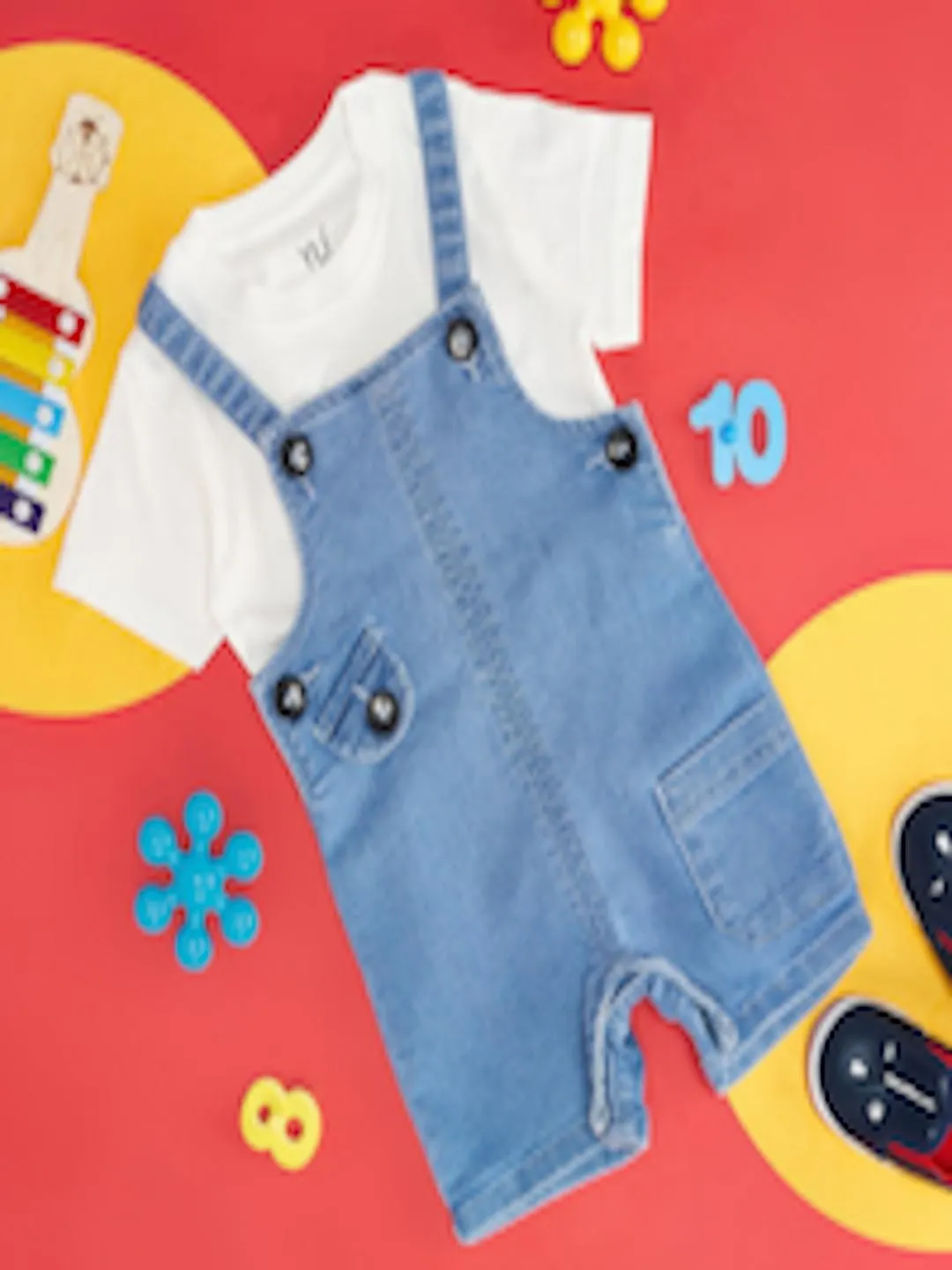 Girls Pure Cotton T-Shirt With Dungarees