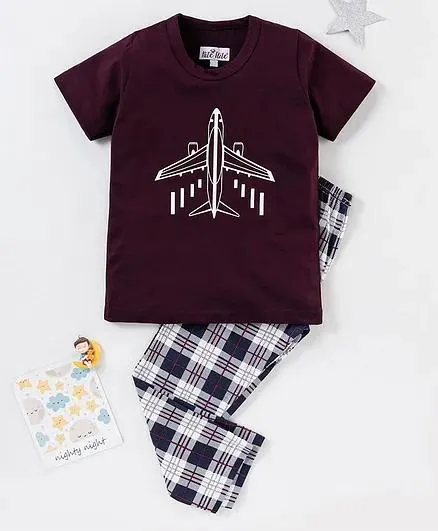 Nite Flite Half Sleeves Aeroplane Printed & Checked Night Suit - Multi Colour