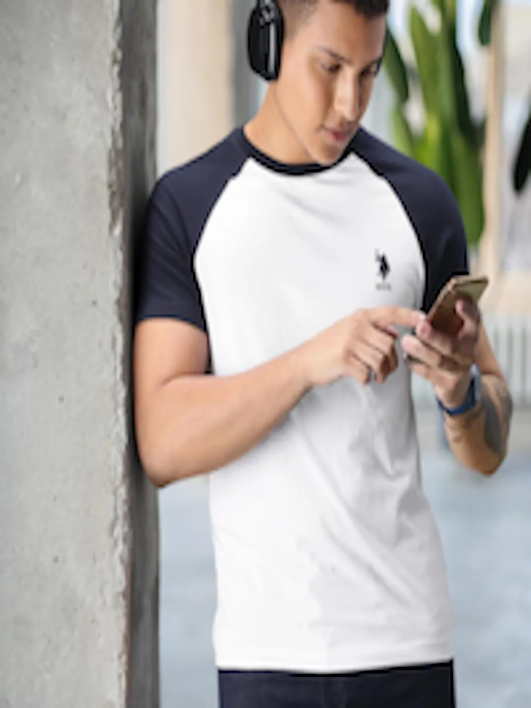 Men Pure Cotton Varsity Colourblock T-Shirt