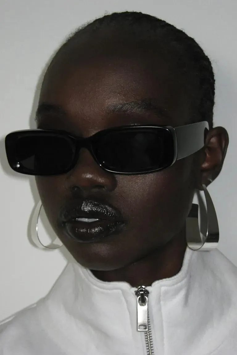 Rectangular sunglasses