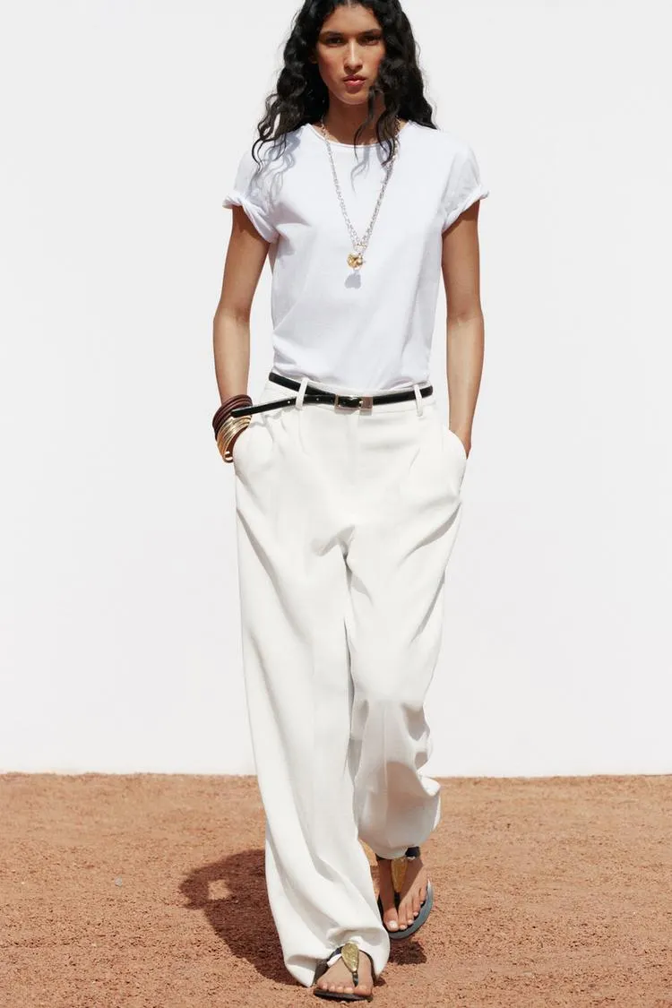 MAGLIETTA SLAVATA MANICHE CORTE