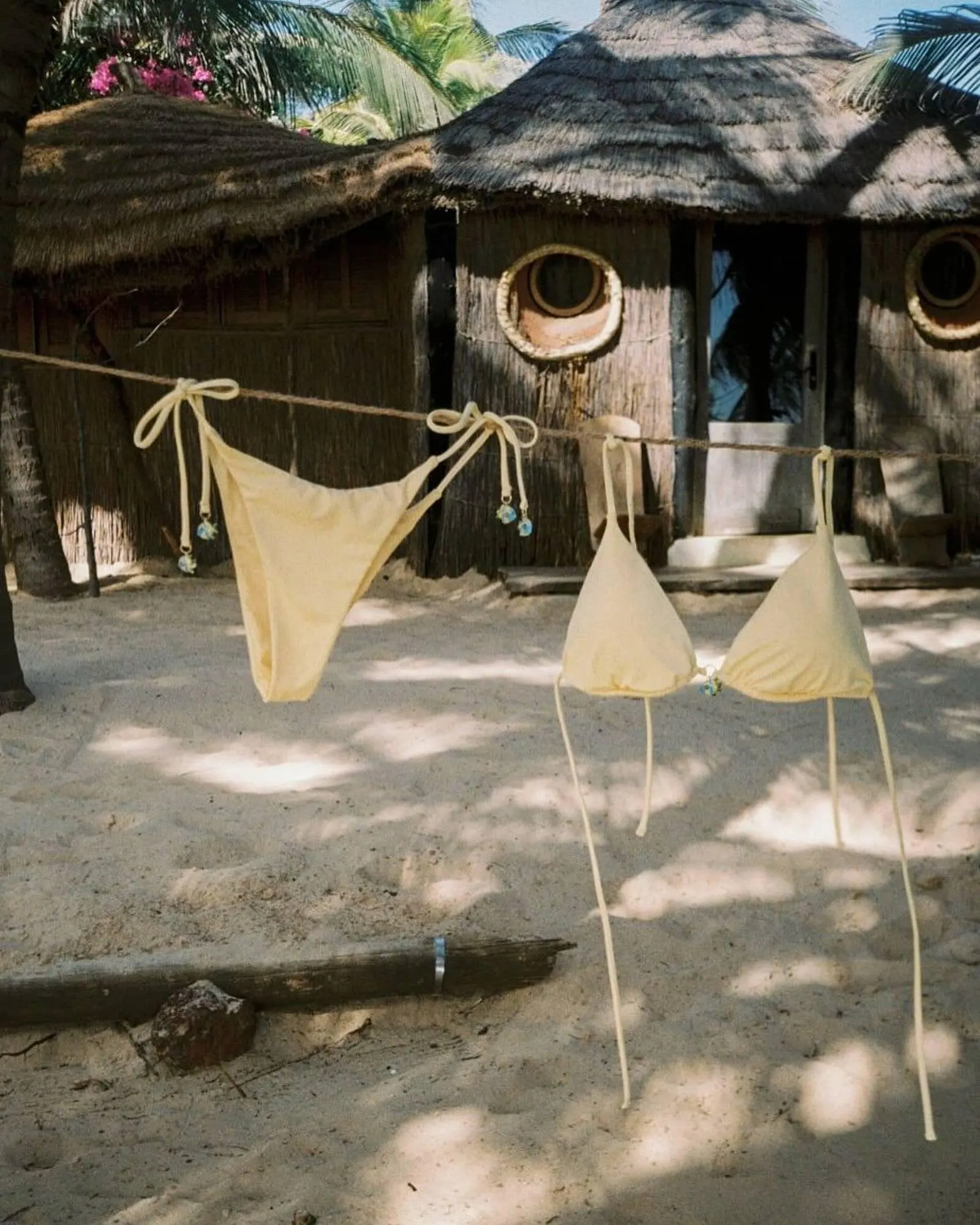 Catalog Catalog Stradivarius de la 14 mai până la 27 mai 2025 - Revista Pagina 14