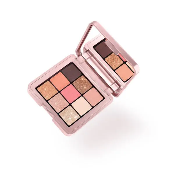 days in bloom multi-faceted eyeshadow palette