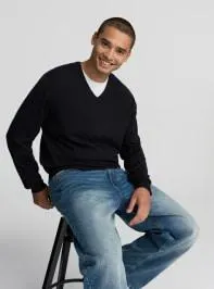 Maglia con scollo a V Nero