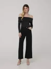 T-shirt maniche lunghe con spalle scoperte Nero