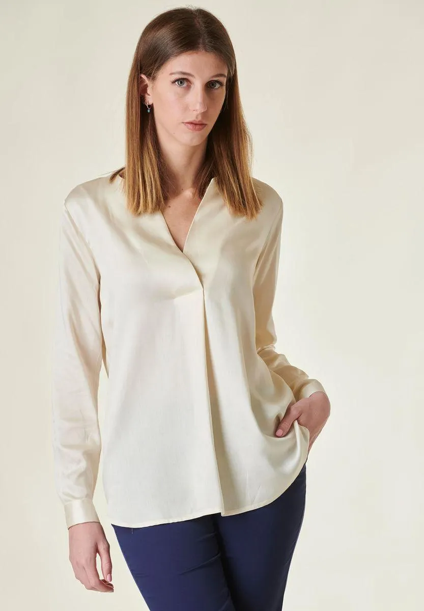 Camicia panna scollo v piega centrale