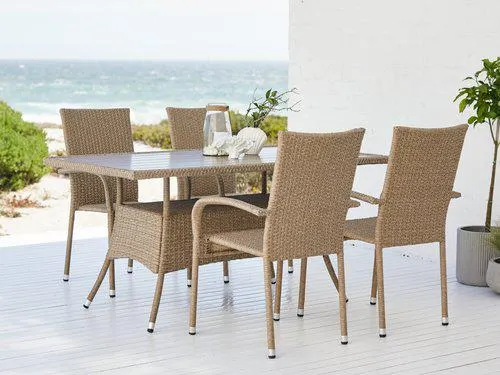 Tavolo STRIB L150 cm + 4 Sedie GUDHJEM natur.