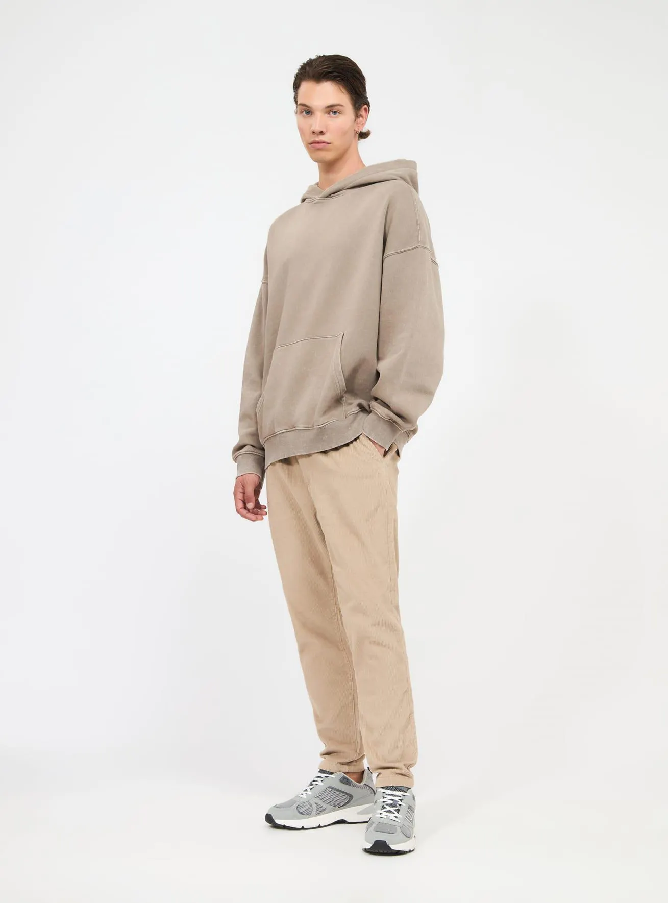 Pantaloni a coste effetto velluto Beige