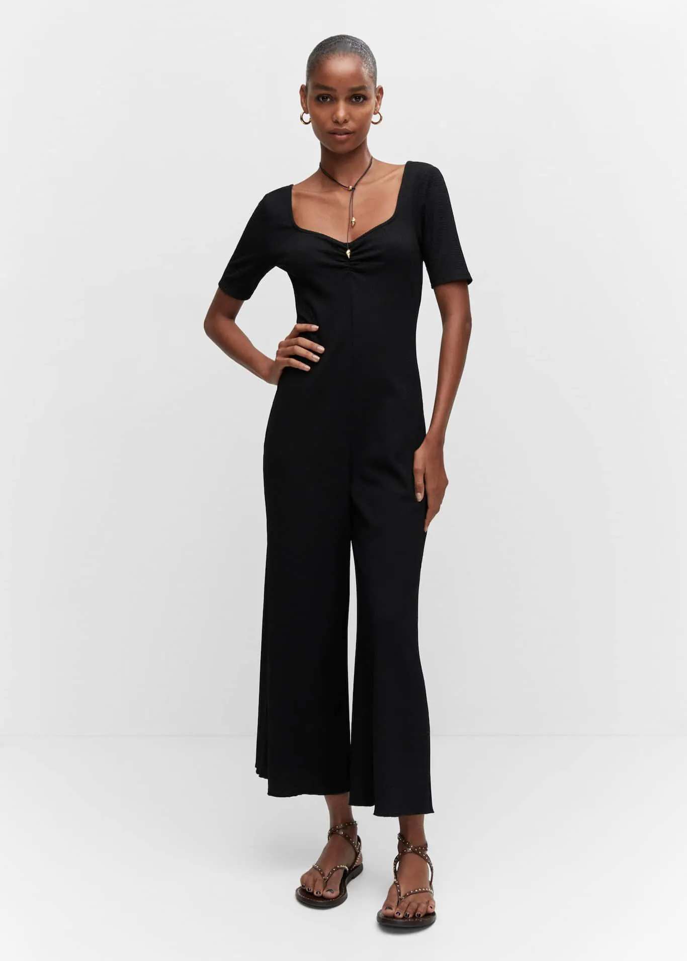 Abito a tuta lungo increspato