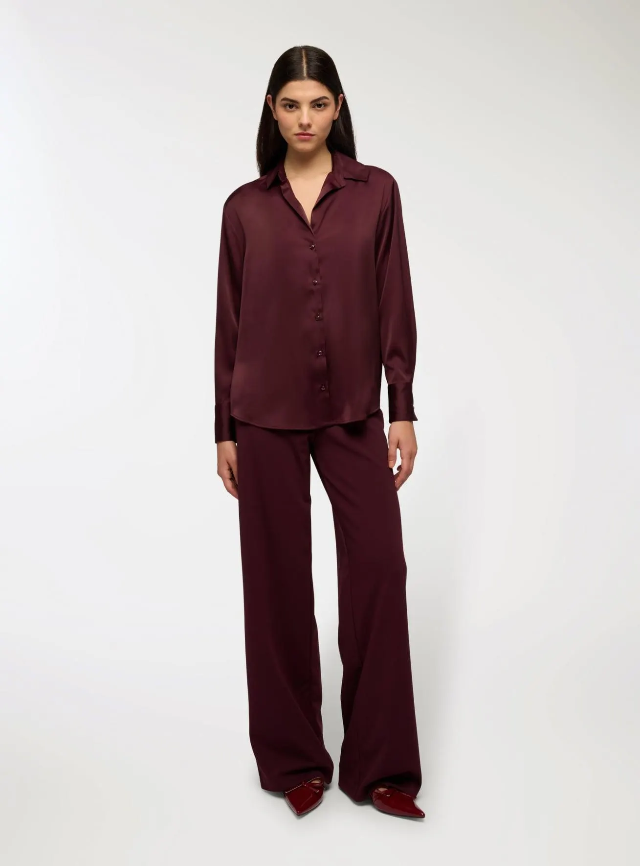 Camicia ampia effetto raso Prugna