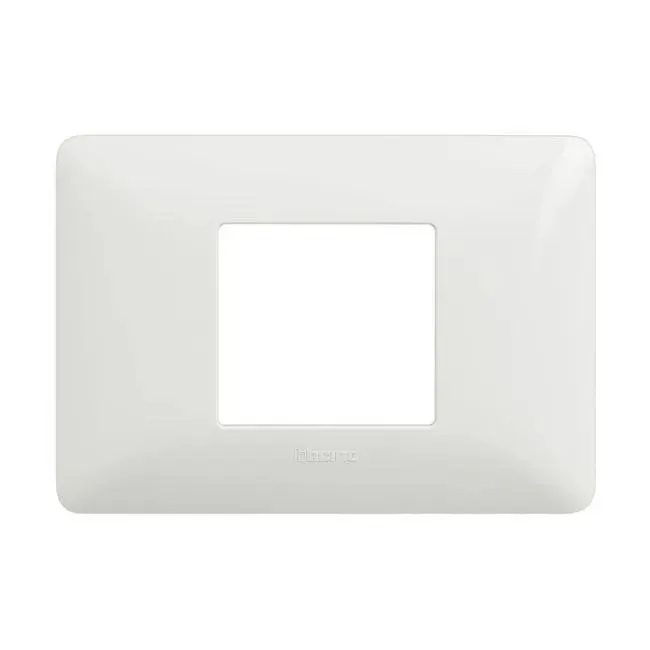 Placca BTICINO Matix 2 moduli bianco Vedi i dettagli del prodotto