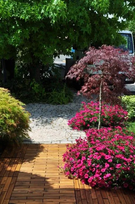 Piastrelle ad incastro ONEK in legno acacia 30 x 60 cm Sp 25 mm, miele