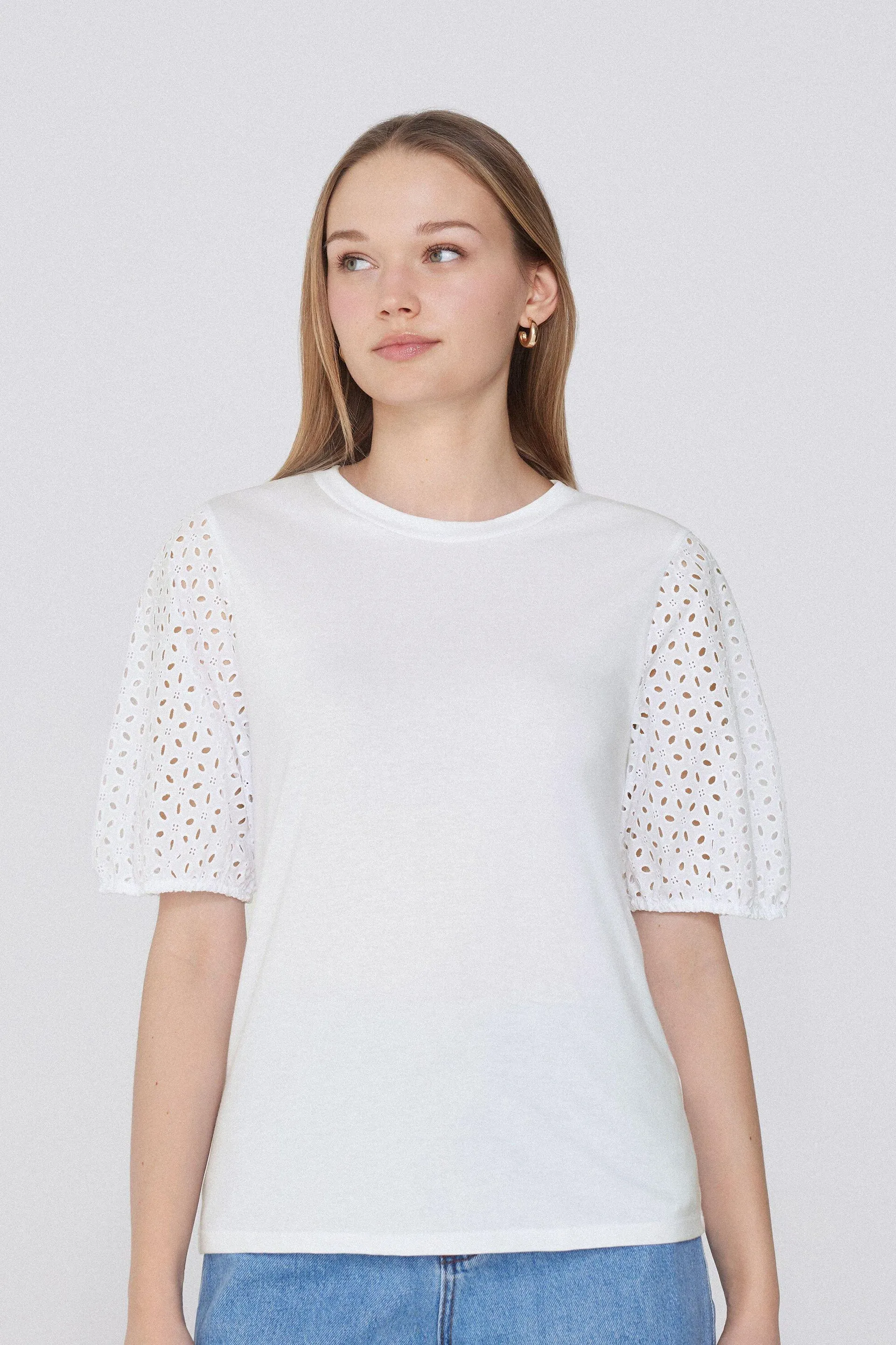 Maglia con Maniche Corte in Sangallo