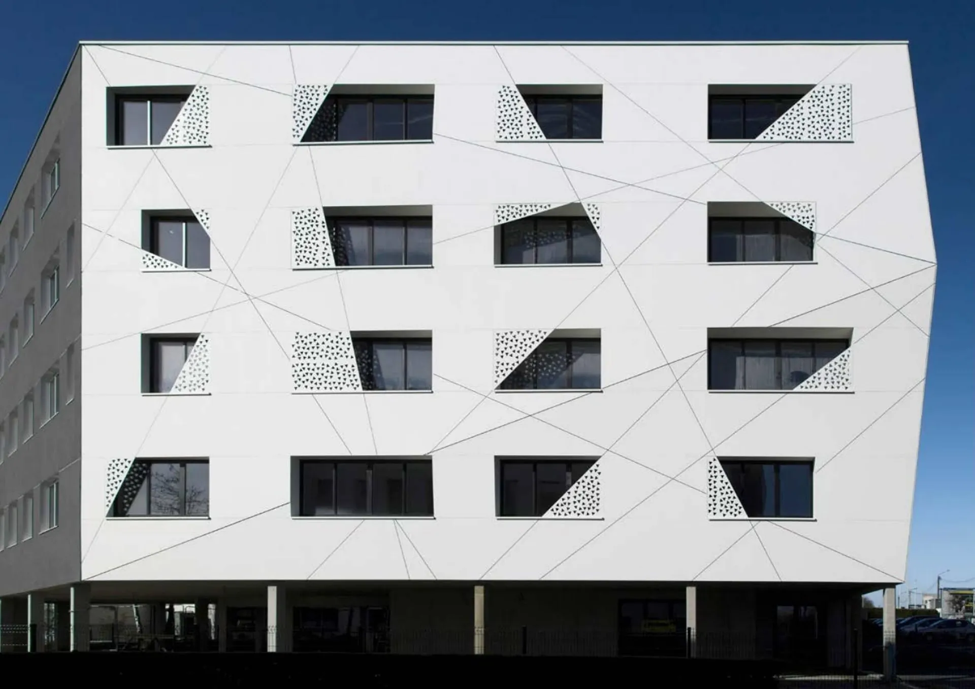 Volantino Porcelanosa da 9 aprile a 28 dicembre di 2024 - Pagina del volantino 54